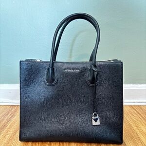 Michael Kors Mercer Bag